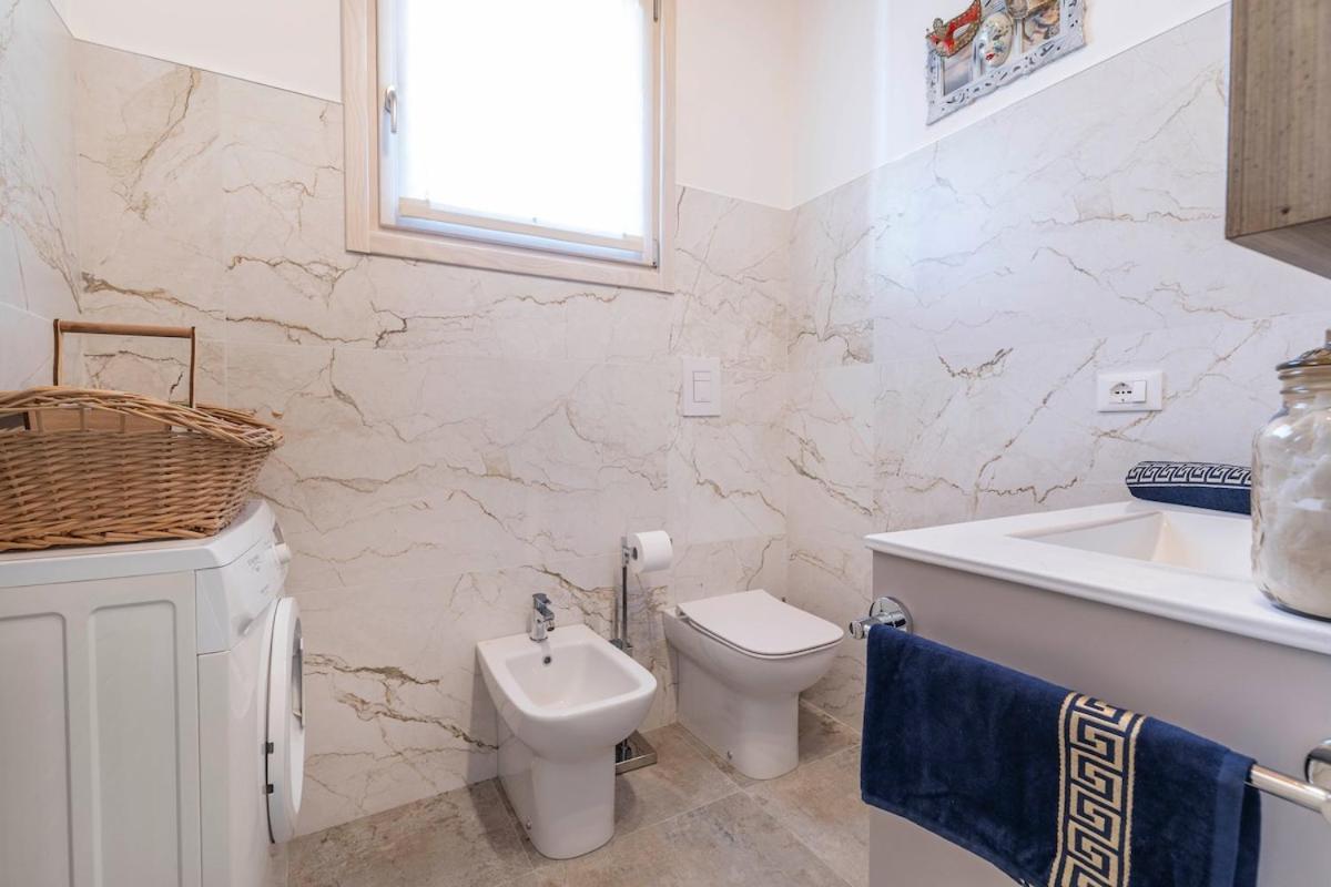 Stylish House Near With Parking * Venecia