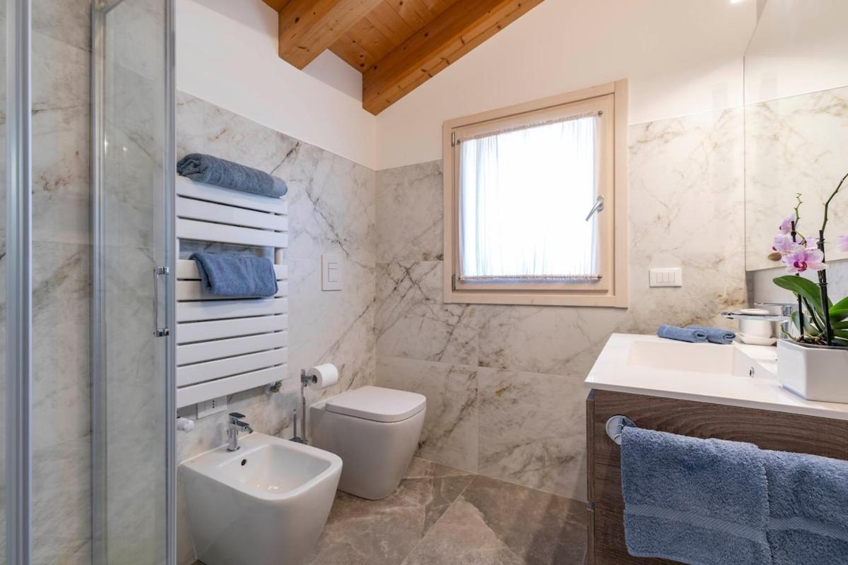 Stylish House Near With Parking Venecia